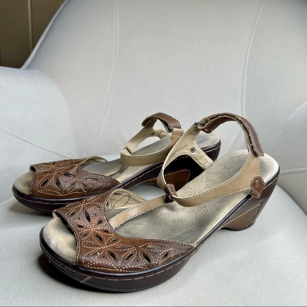 J-41 ADVENTURE Cassia Open Toe Sandal Heels Vegan Size 9.5 Womens